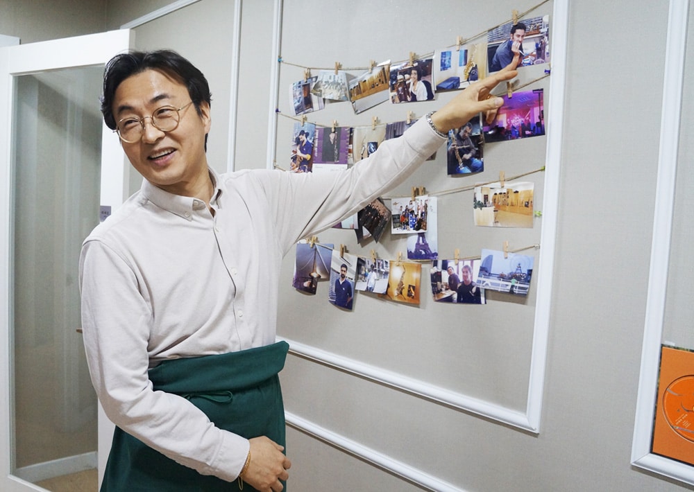 “나만의 무기를 찾는 것이 가장 중요한 것 같아요." 1 프랑스에서 기술을 연마하던 추억을 전하는 신헌 대표님