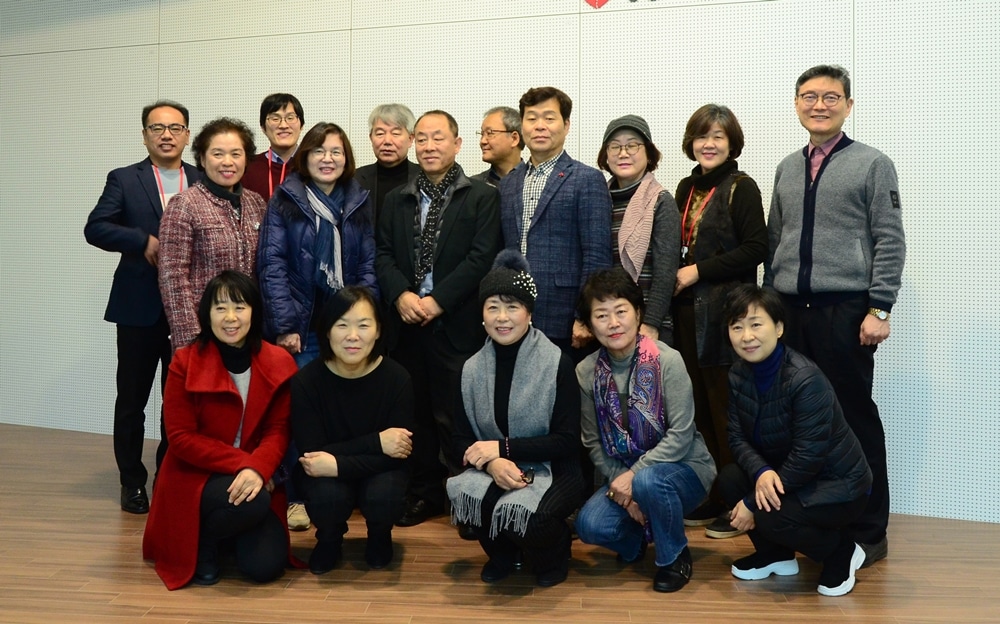 더욱 더 활발한 신중년 사회공헌활동 기대 1 공헌1
