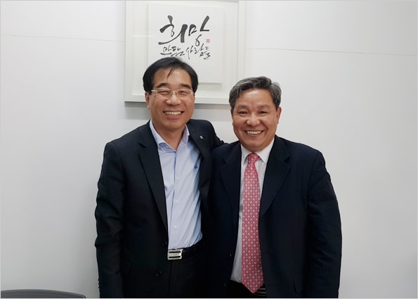 '시니어 인턴‘을 찾아서 1 재근1
