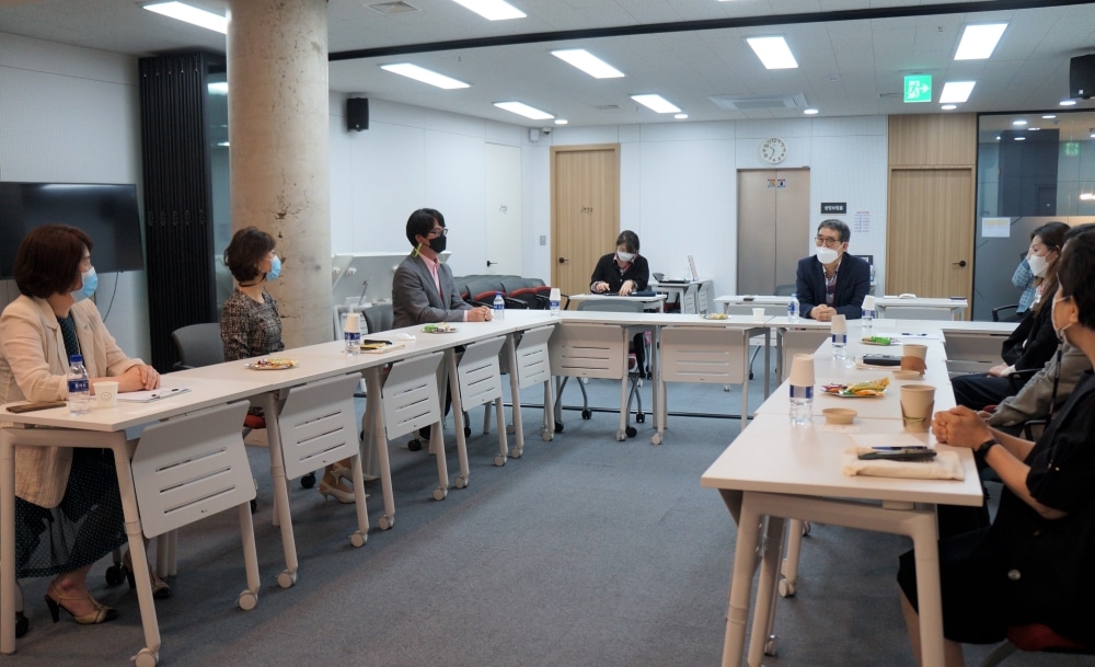 일하는 청년에게 새로운 꿈을 선물할 코칭단의 출발 1 청년 자립 로드맵 프로젝트1